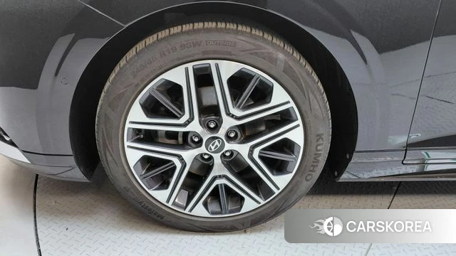 Hyundai Grandeur (GN7) id 4360312 из Кореи 27