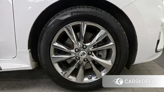 Kia The New Carnival id 3773136 из Кореи 15