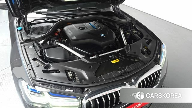 BMW 5 Series (G30) id 4267355 из Кореи 27