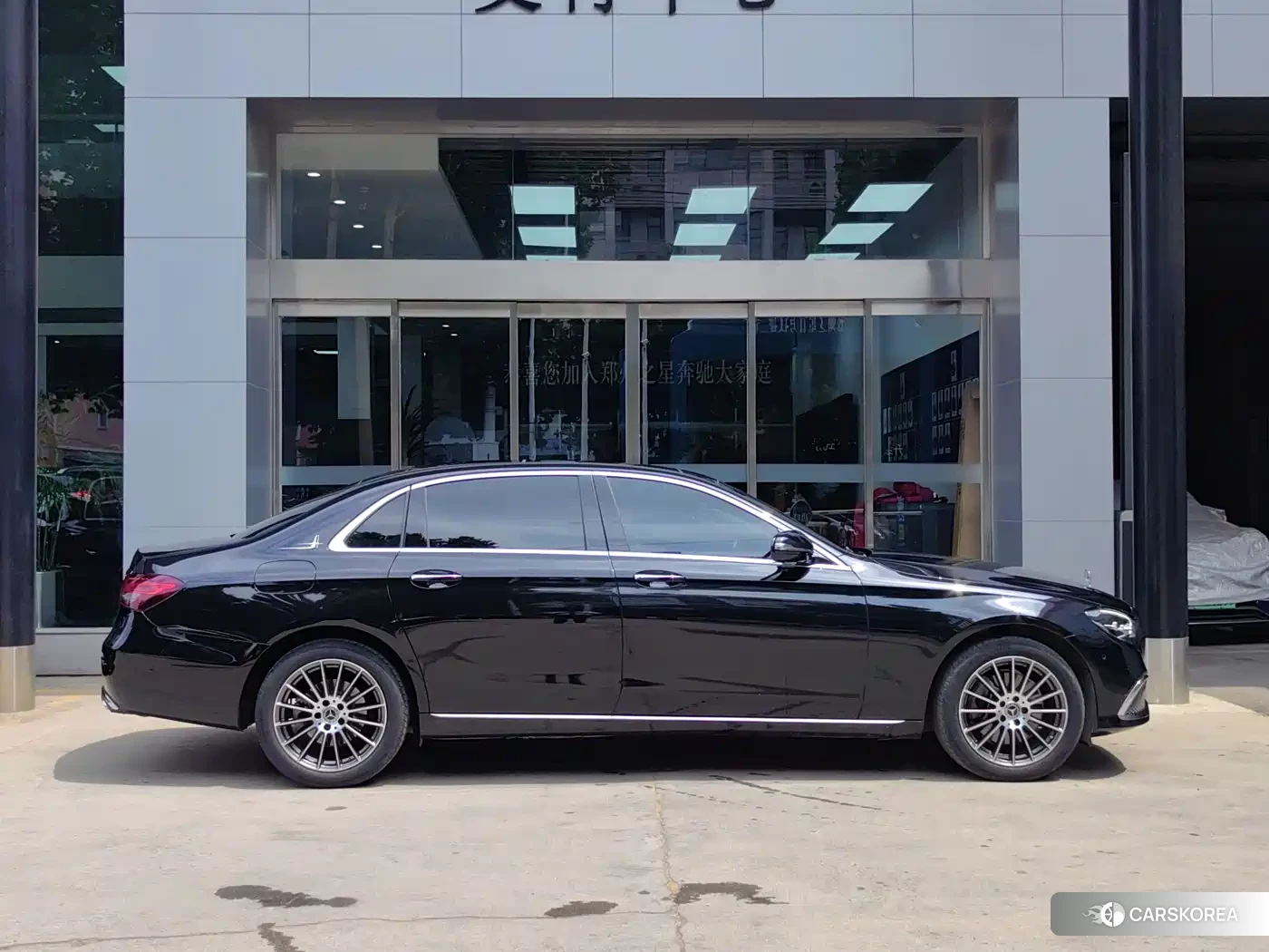 Mercedes-Benz E-Class id 4644475 из Китая 13