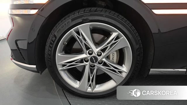 Genesis G90 (RS4) id 4495024 из Кореи 33