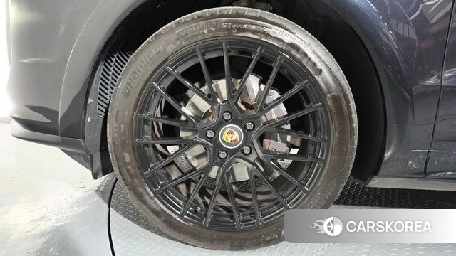 Porsche Cayenne (PO536) id 4310588 из Кореи 33