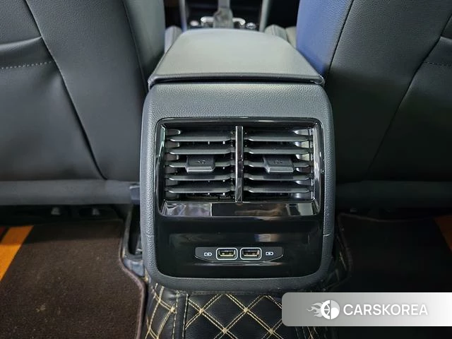 Volkswagen Sagitar id 4321359 из Китая 13