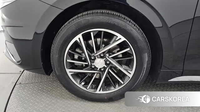 Hyundai The New Grandeur IG id 3601000 из Кореи 15