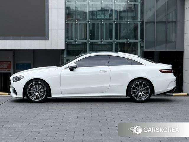 Mercedes-Benz E-class (imported) id 4333392 из Китая 10