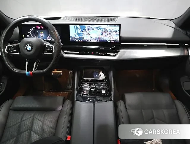 BMW 5 Series (G60) id 2958865 из Кореи 15