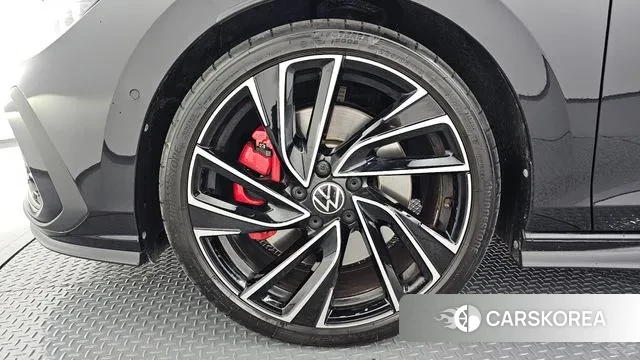 Volkswagen Golf 8th Generation id 3294479 из Кореи 15