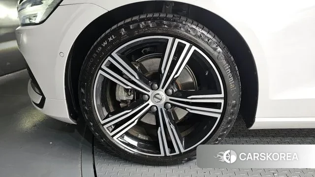 Volvo S60 3rd generation id 3133513 из Кореи 15