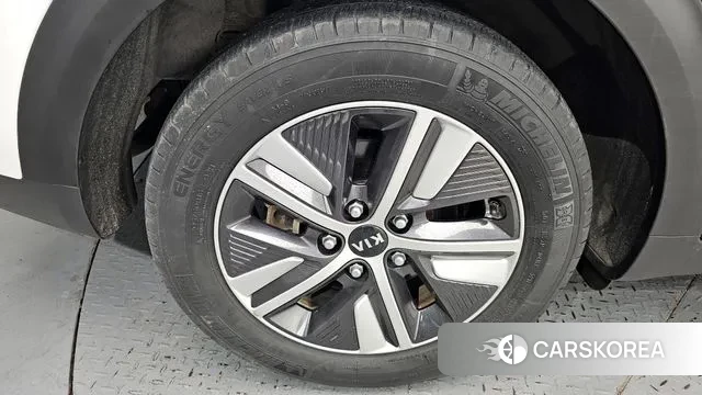 Kia The New Niro id 3463848 из Кореи 15