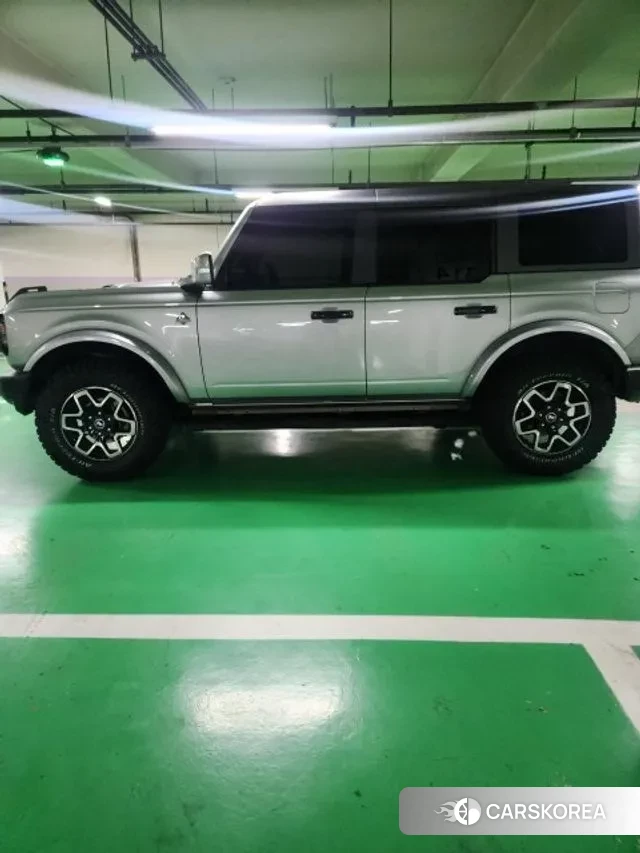 Ford Bronco 6th Generation 2022 Серебряный из Кореи, фото 5