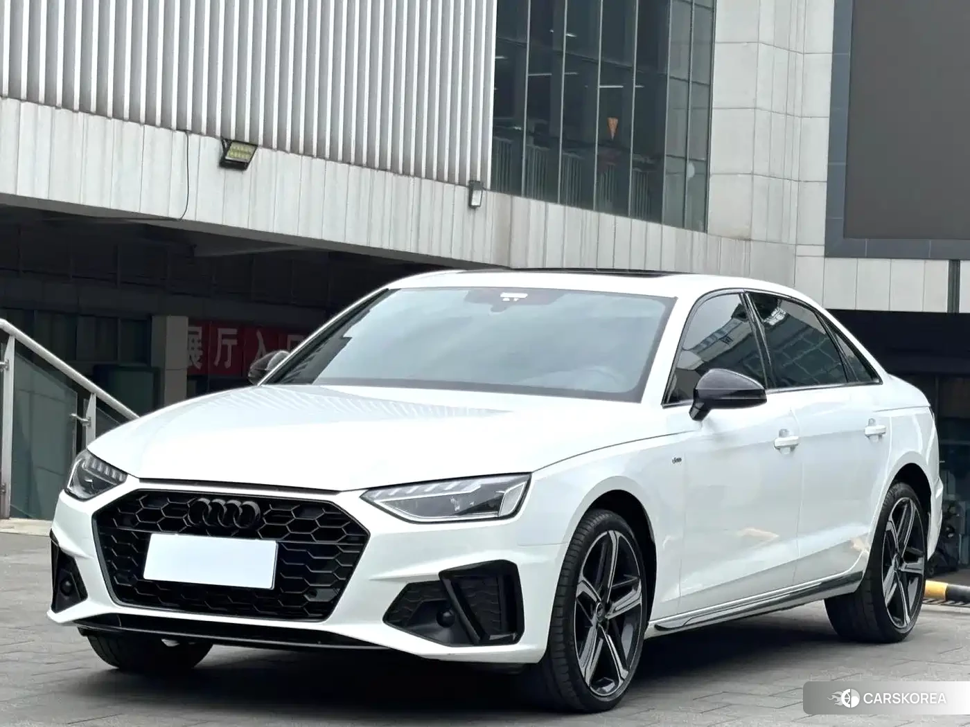 Audi A4L 2023 Белый из Китая, фото 5