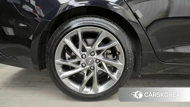 Genesis The New G70 id 4267559 из Кореи 27
