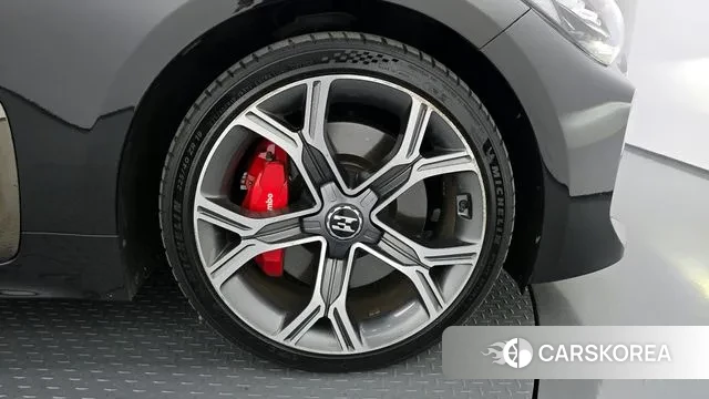 Kia Stinger id 3429449 из Кореи 15