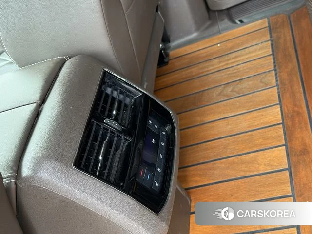 Volkswagen Weiran id 4258752 из Китая 11