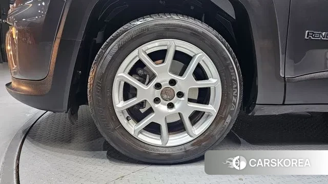 Jeep Renegade id 3368484 из Кореи 15