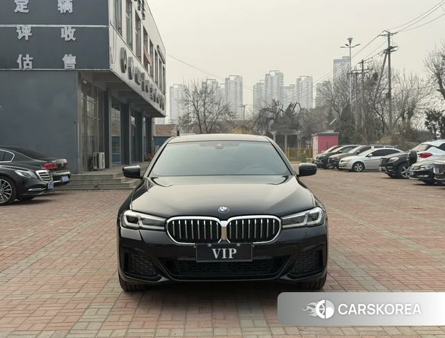 BMW 5 series 2022 Черный из Китая, фото 5