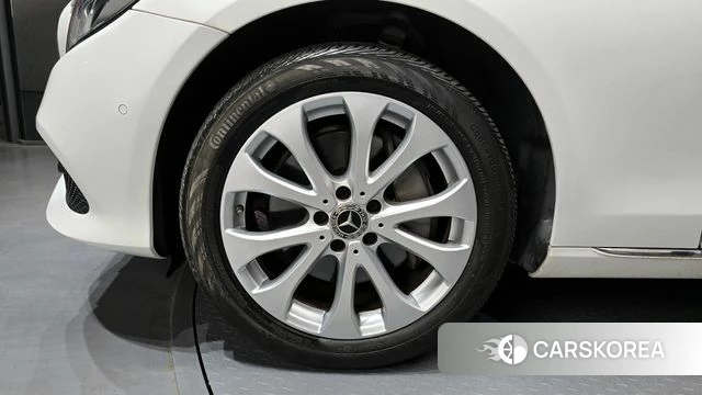 Mercedes-Benz E-Class W213 id 3853415 из Кореи 15
