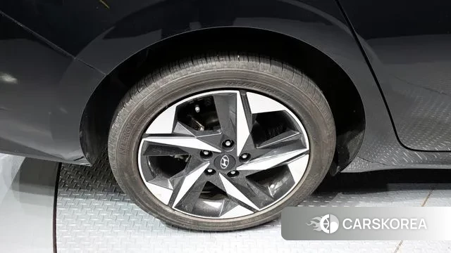 Hyundai Avante (CN7) id 3421511 из Кореи 15