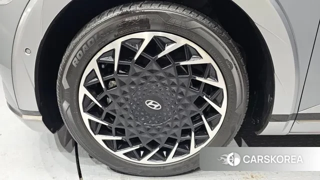 Hyundai Ionic 5 id 3572748 из Кореи 15