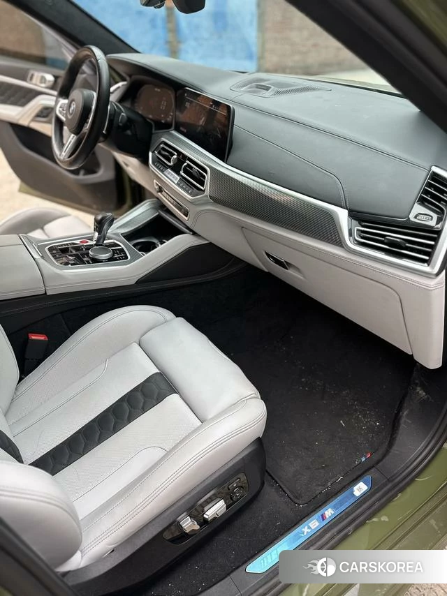 BMW X6 M id 4277944 из Китая 11