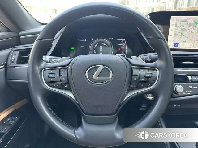 Lexus ES id 4209087 из Китая 15