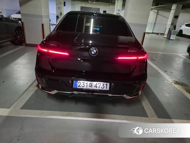 BMW 7 Series (G70) id 4607404 из Кореи 15