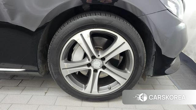 Mercedes-Benz E-Class W213 id 3873627 из Кореи 15