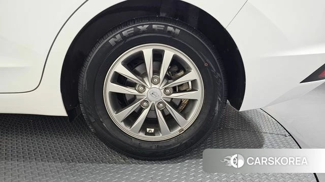 Hyundai The New Avante AD id 3873681 из Кореи 15