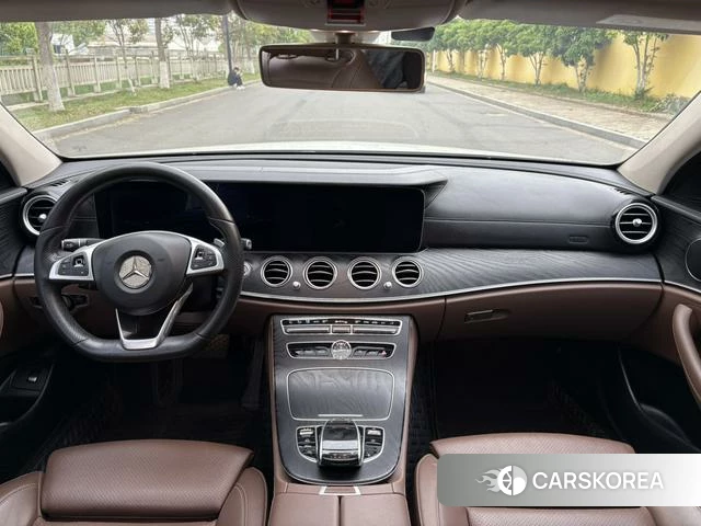 Mercedes-Benz E-class id 4241188 из Китая 11