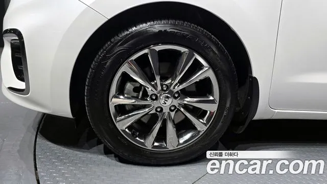 Kia The New Carnival id 2807820 из Кореи 15