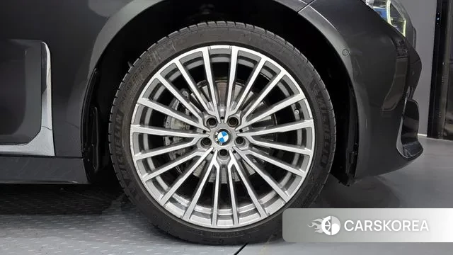 BMW 7 Series (G11) id 2964695 из Кореи 15