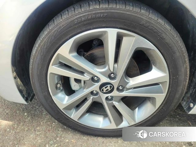 Hyundai Avante AD id 4850237 из Кореи 9