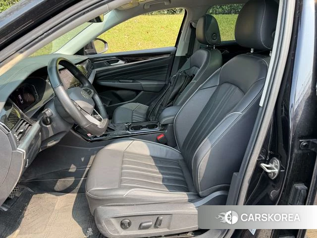Volkswagen Passat id 4321378 из Китая 9
