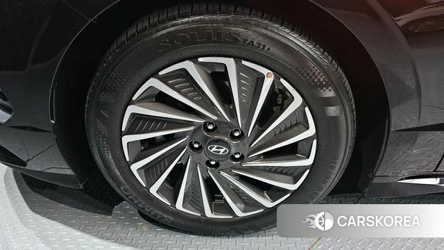 Hyundai Sonata D Edge Hybrid (DN8) id 3882951 из Кореи 15