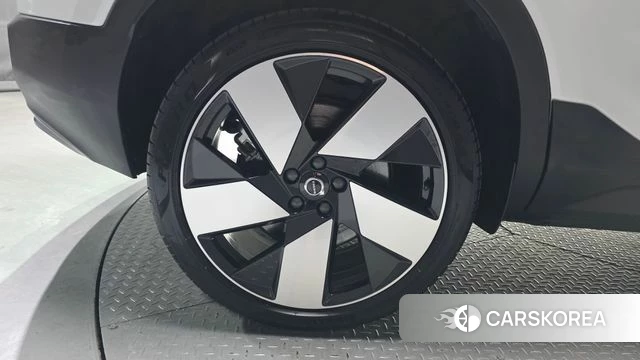 Volvo C40 Richards id 3859306 из Кореи 15