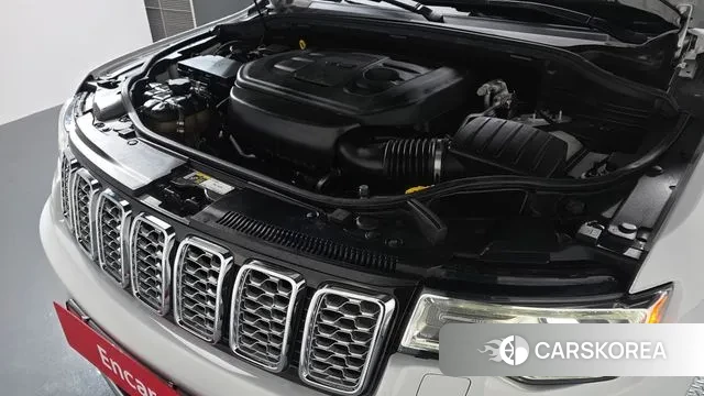 Jeep Grand Cherokee id 3324751 из Кореи 15