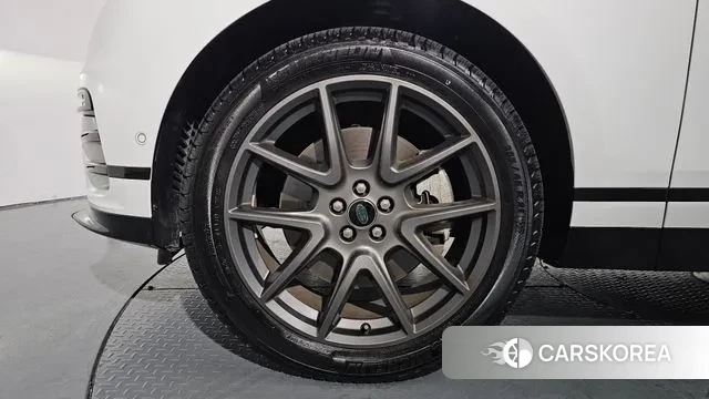 Land Rover Range Rover Velar id 3452060 из Кореи 15