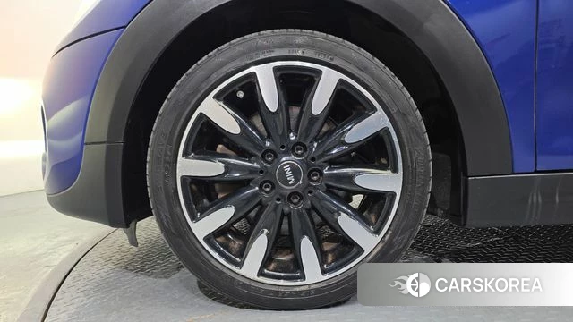 Mini Cooper S Convertible id 4339673 из Кореи 26