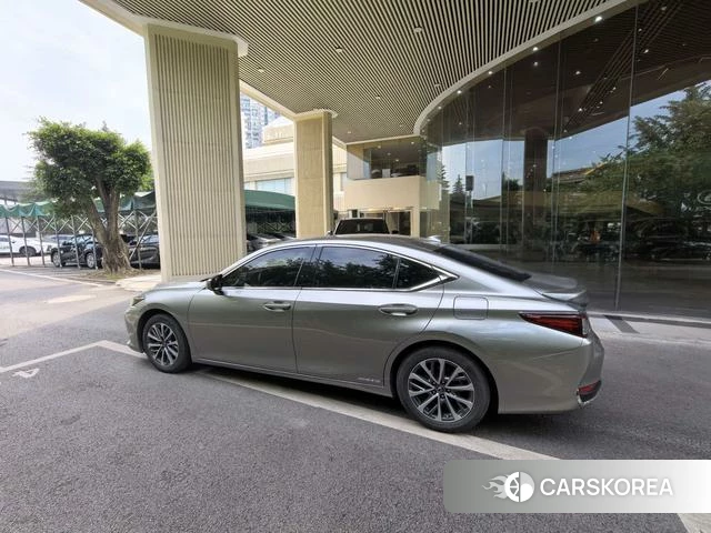 Lexus ES id 4314300 из Китая 8