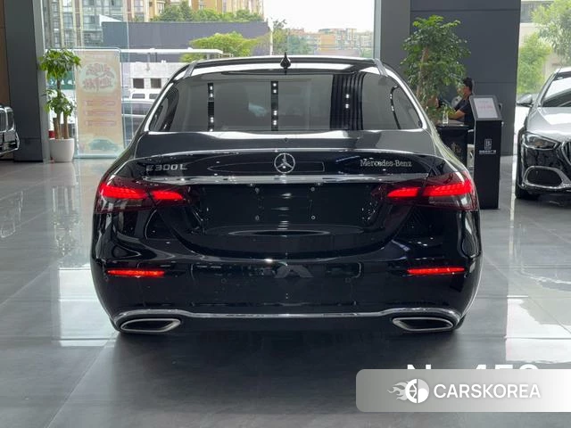 Mercedes-Benz E-class id 4291215 из Китая 14
