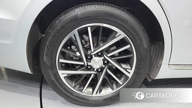 Hyundai The New Grandeur IG id 4457443 из Кореи 26