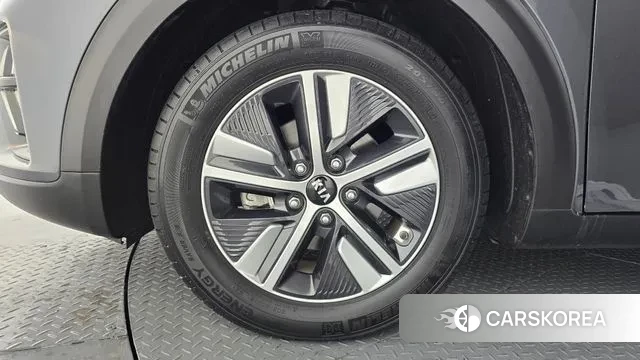 Kia The New Niro id 3691635 из Кореи 15