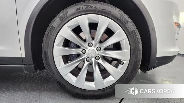 Tesla Model X id 3616830 из Кореи 15