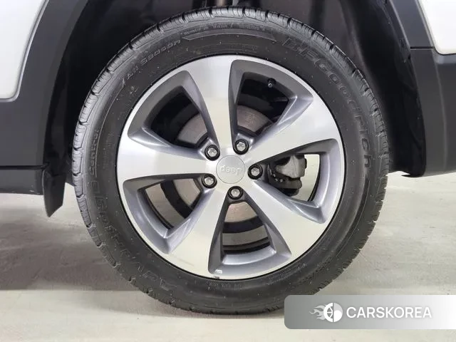 Jeep Cherokee (KL) id 3065464 из Кореи 15