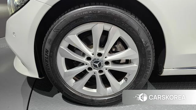 Mercedes-Benz C-Class W205 id 4698349 из Кореи 26