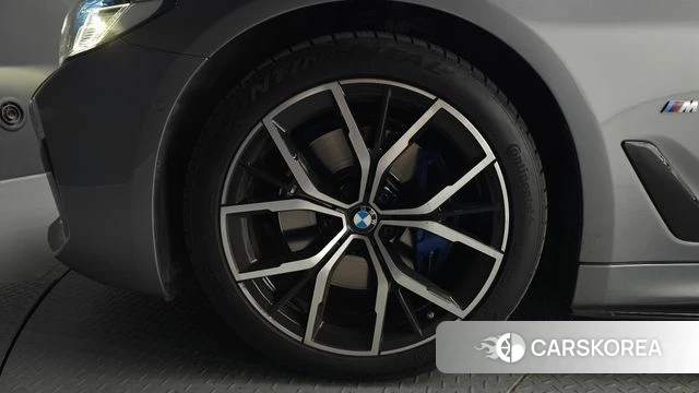 BMW 5 Series (G30) id 4871387 из Кореи 32
