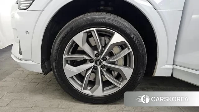 Audi e-Tron id 3600961 из Кореи 15