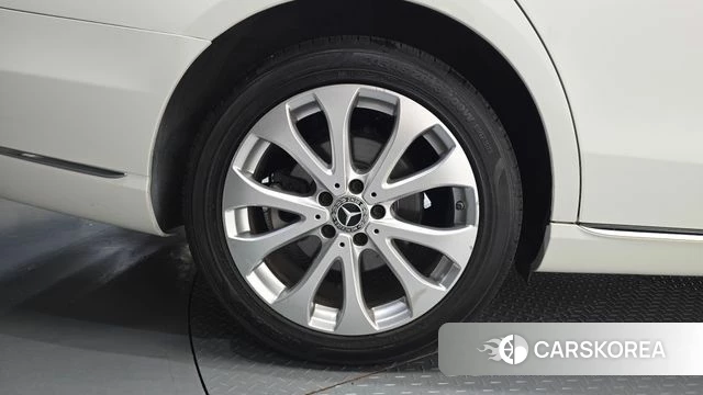 Mercedes-Benz E-Class W213 id 4551900 из Кореи 28