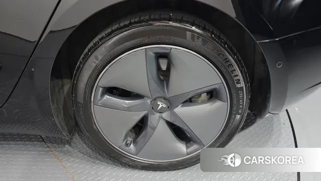 Tesla Model 3 id 2976204 из Кореи 15