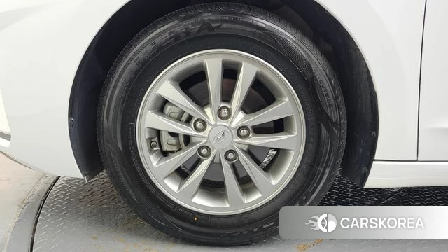 Hyundai The New Avante AD id 4424308 из Кореи 25